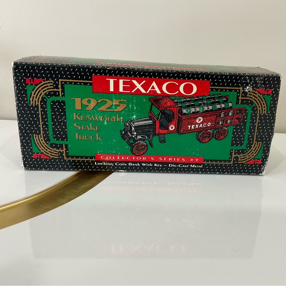 Texaco 1925 Kenworth Stake Truck Collectible Money bank